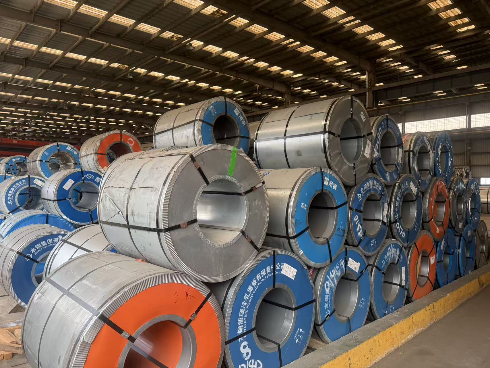 冷軋卷現(xiàn)貨庫(kù)存