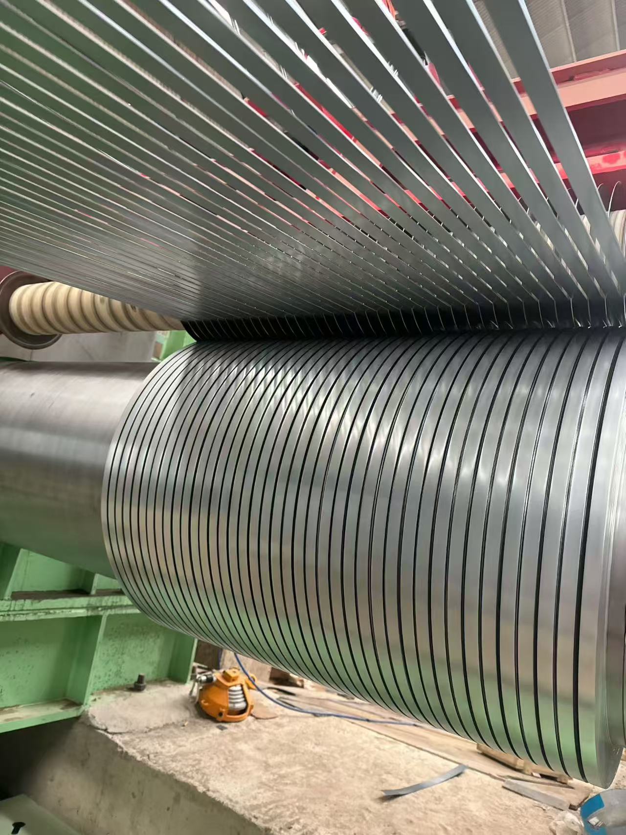 冷軋卷分條加工